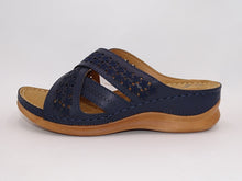 Load image into Gallery viewer, Navy Sandal 4
