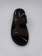 Load image into Gallery viewer, Brown Slip On Sandal 0213
